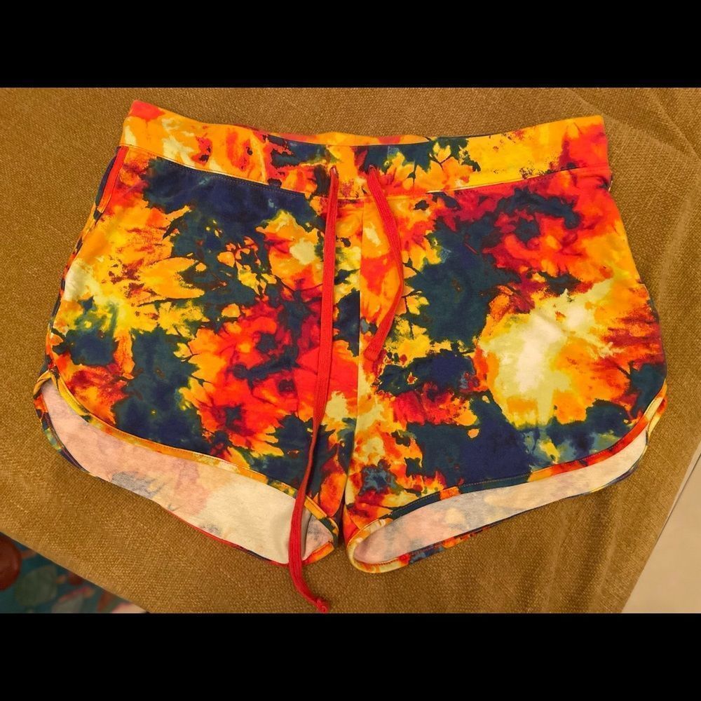 SALE *** RUNNING SHORTS TIE DYE COLORS SZ XL